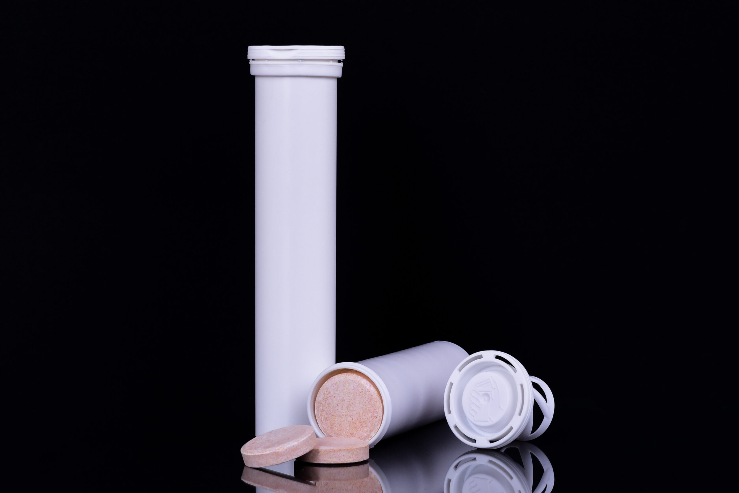 Tube 138 with desiccant closure Masa Pack